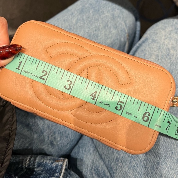 CHANEL Timeless Classic Handle Clutch Chain Patent Calfskin Shiny Gold Hardware - Picture 14 of 14